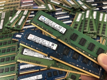 Ram PC 4GB DDR3 1600MHz PC3-12800 1.5V Samsung Hynix Micron